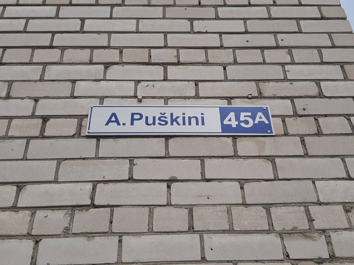 Piramida Apartments Narva Bagian luar foto