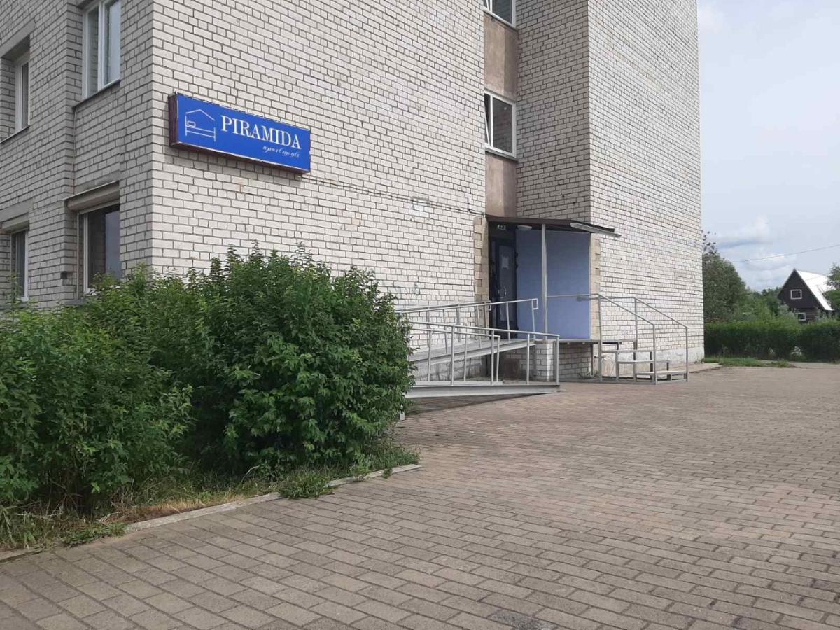 Piramida Apartments Narva Bagian luar foto