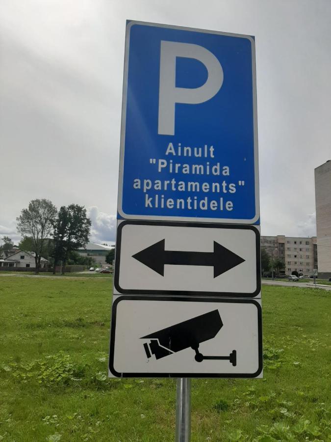 Piramida Apartments Narva Bagian luar foto